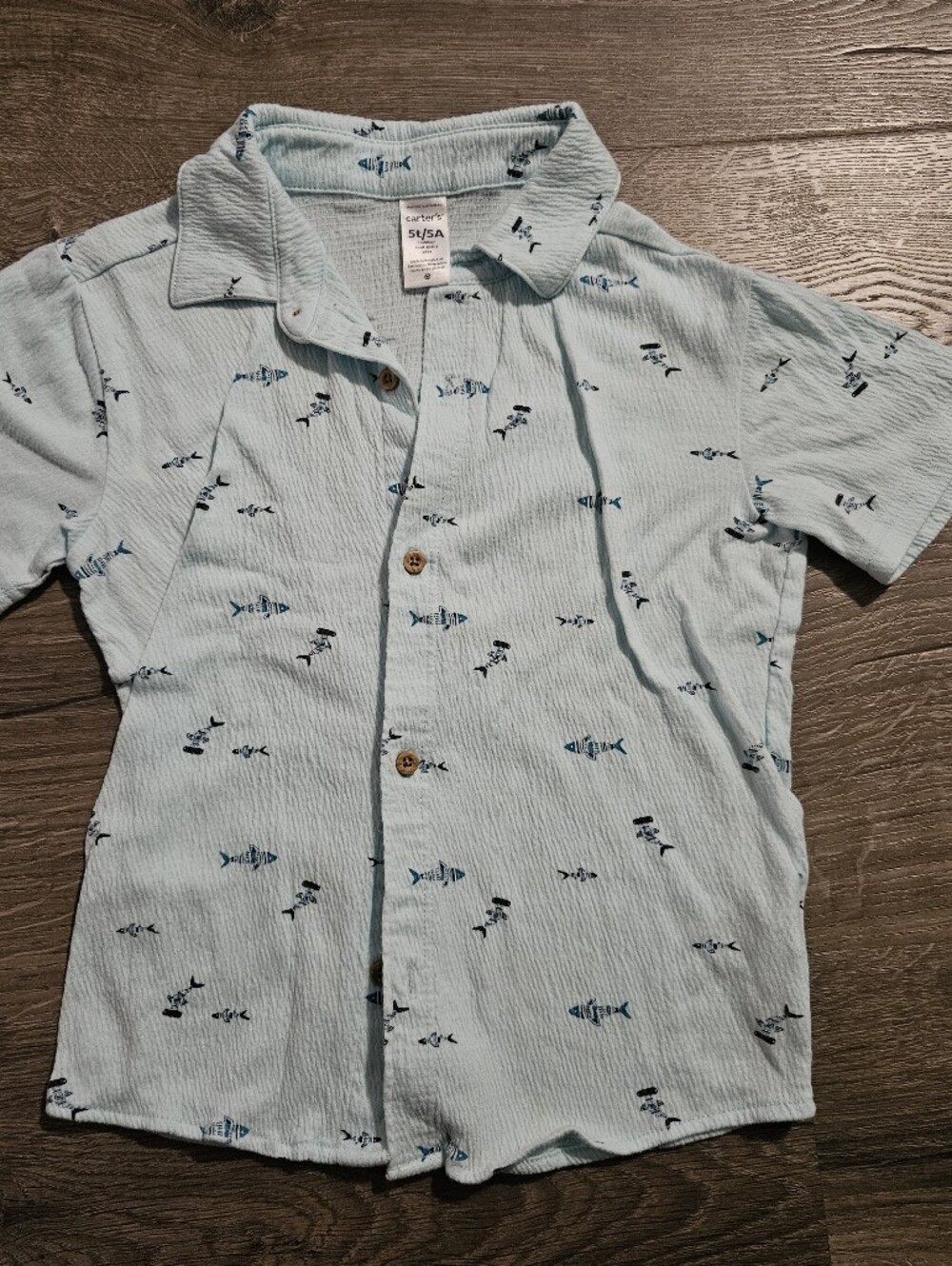 Boys Short-Sleeve Button-Up Shirt with Fish Print